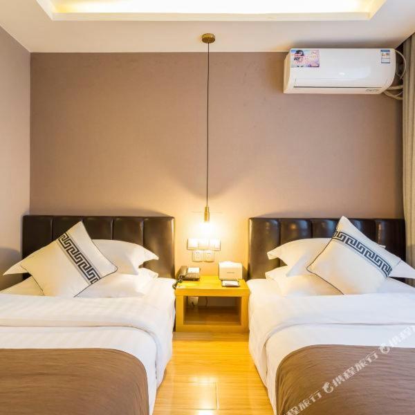 Jingli Hongyizhan Hotel Beijing Sanlitun Exterior foto