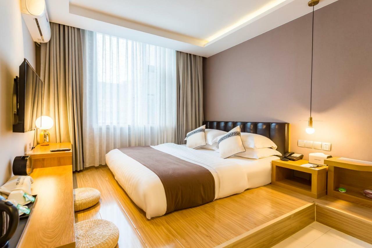 Jingli Hongyizhan Hotel Beijing Sanlitun Exterior foto