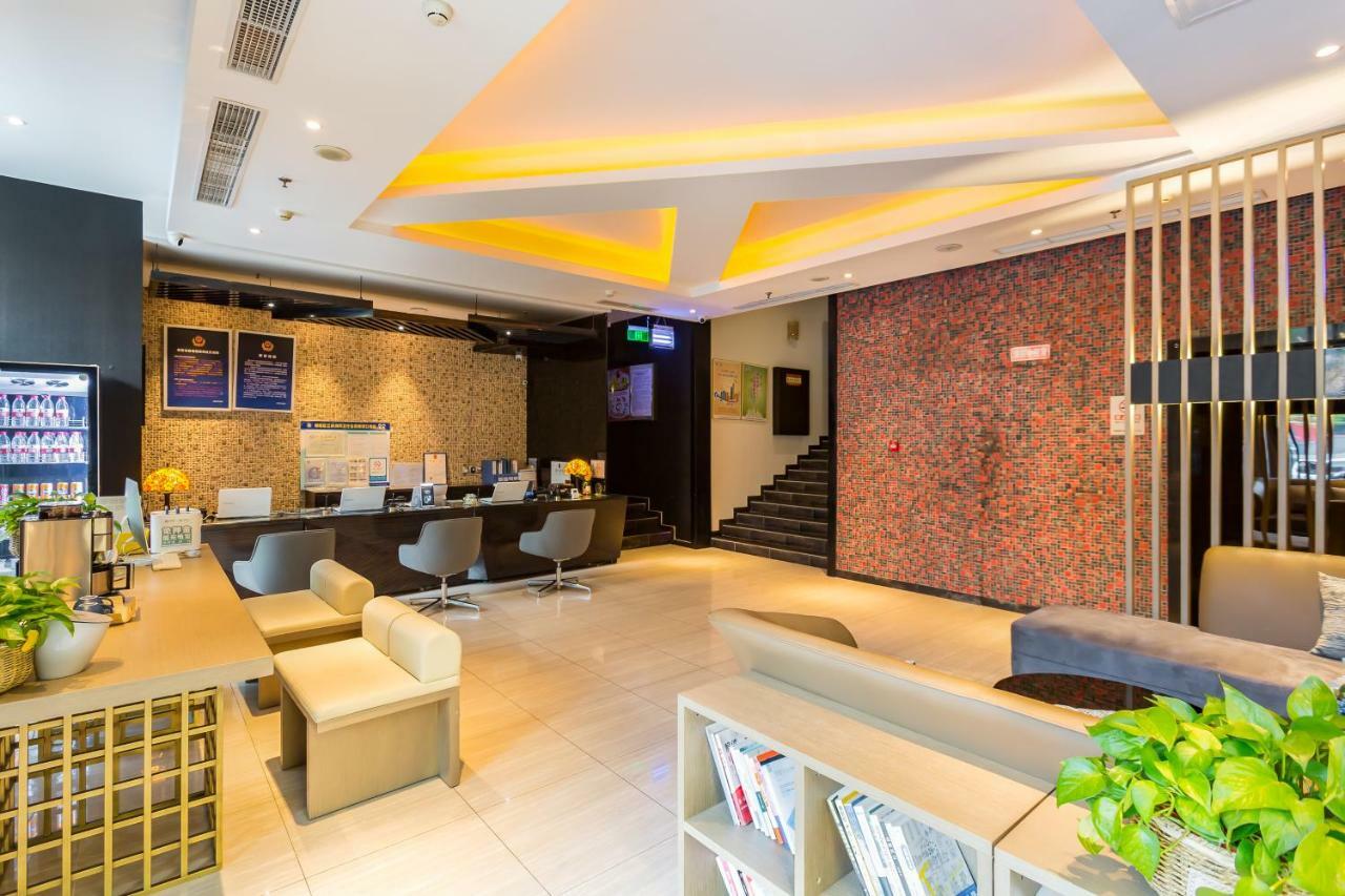 Jingli Hongyizhan Hotel Beijing Sanlitun Exterior foto