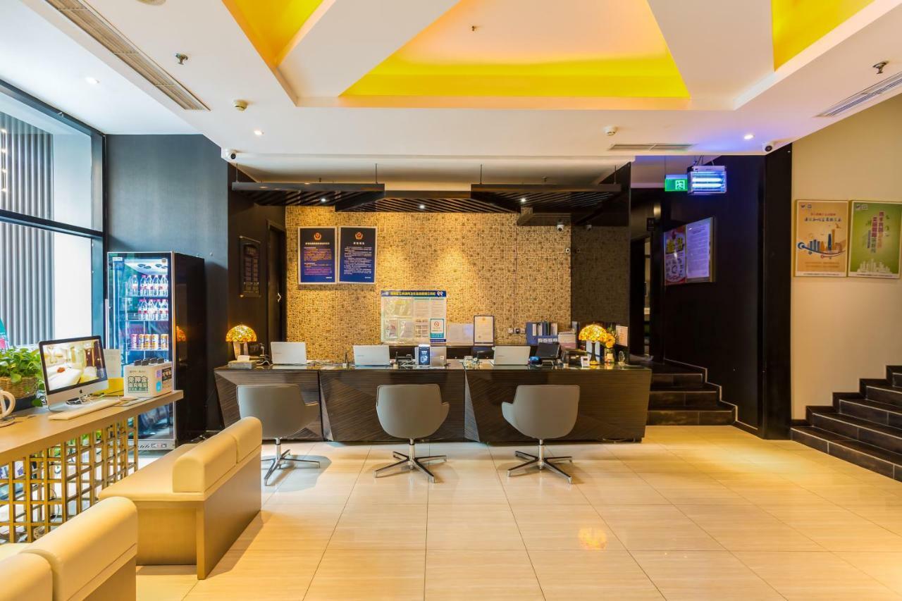 Jingli Hongyizhan Hotel Beijing Sanlitun Exterior foto